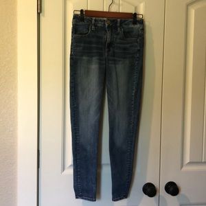 American Eagle Hi-Rise Jegging